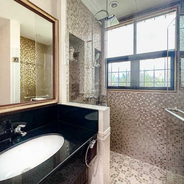 Property image - gallery 13