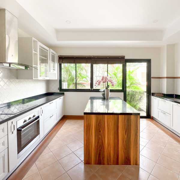 Property image - gallery 11