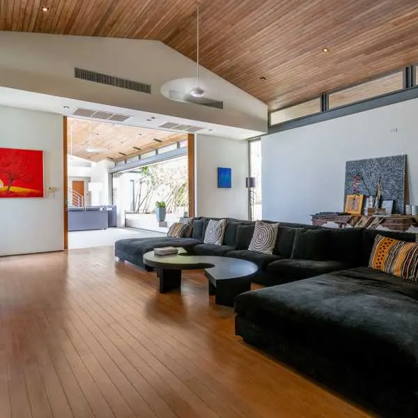 Property image - gallery 12