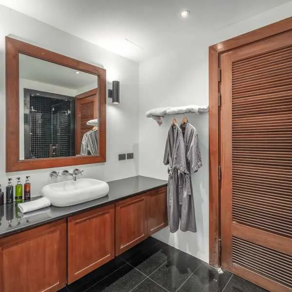 Property image - gallery 28