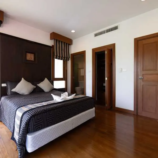 Property image - gallery 7