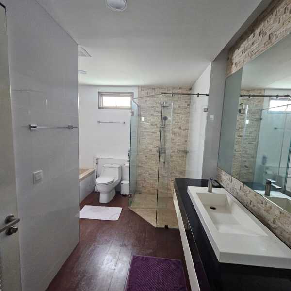 Property image - gallery 10