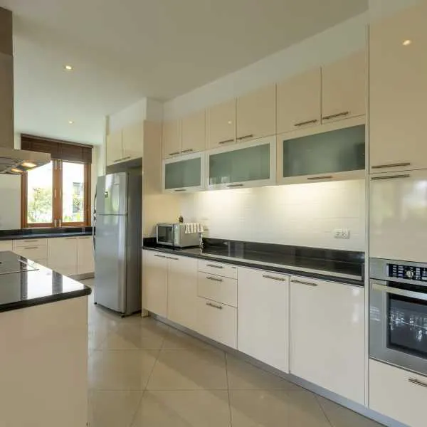 Property image - gallery 9