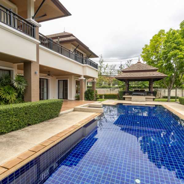 Property image - photo 2