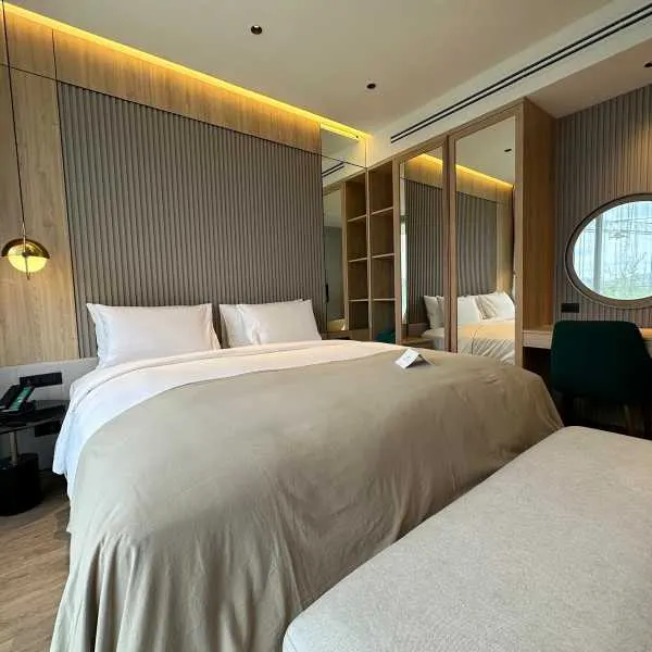 Property image - gallery 9