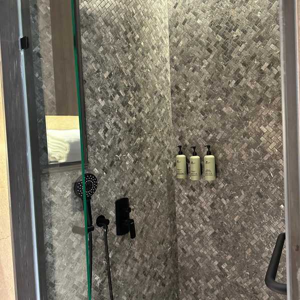 Property image - gallery 12