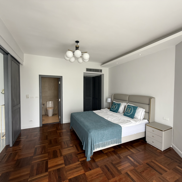 Property image - gallery 8