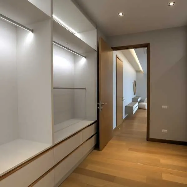 Property image - gallery 37