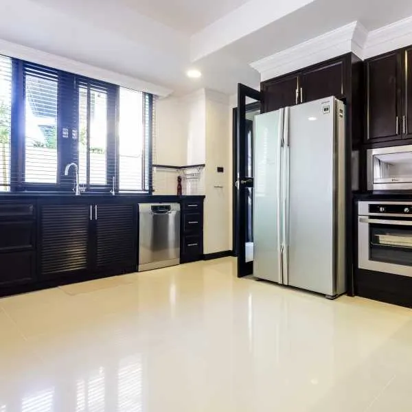 Property image - gallery 11