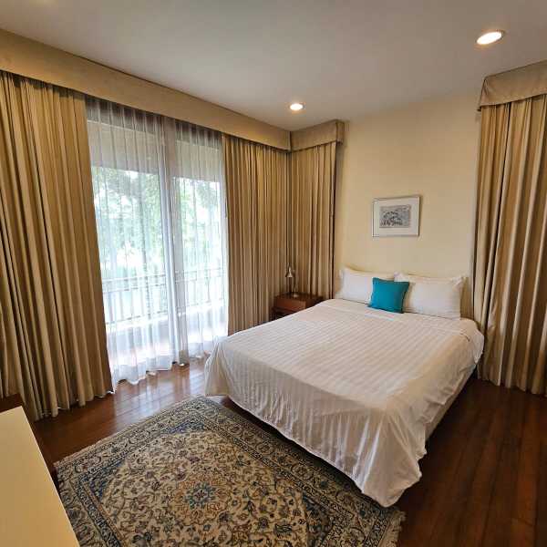 Property image - gallery 13