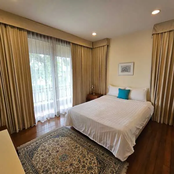 Property image - gallery 13