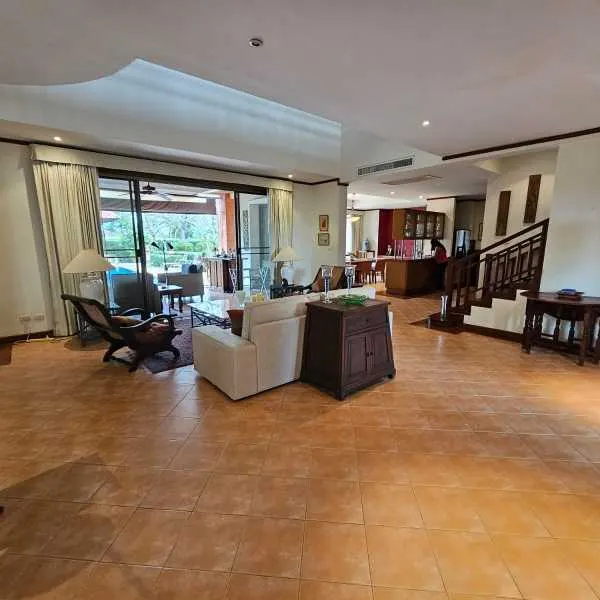 Property image - gallery 8