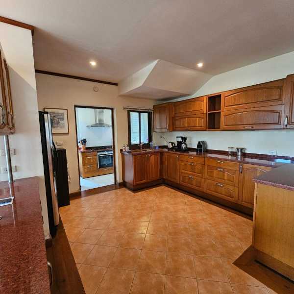 Property image - gallery 7