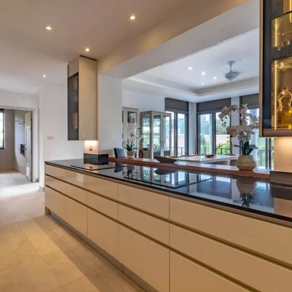 Property image - gallery 13