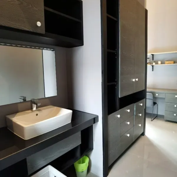 Property image - gallery 9