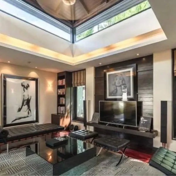 Property image - gallery 19