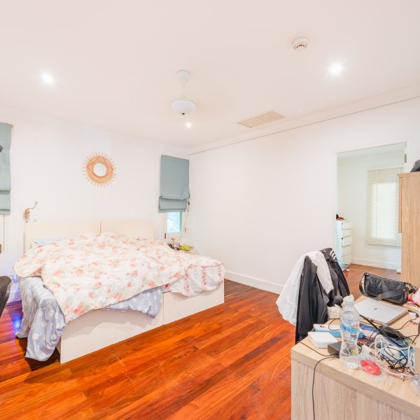 Property image - gallery 34