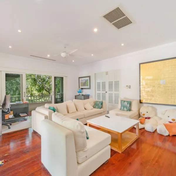 Property image - gallery 17