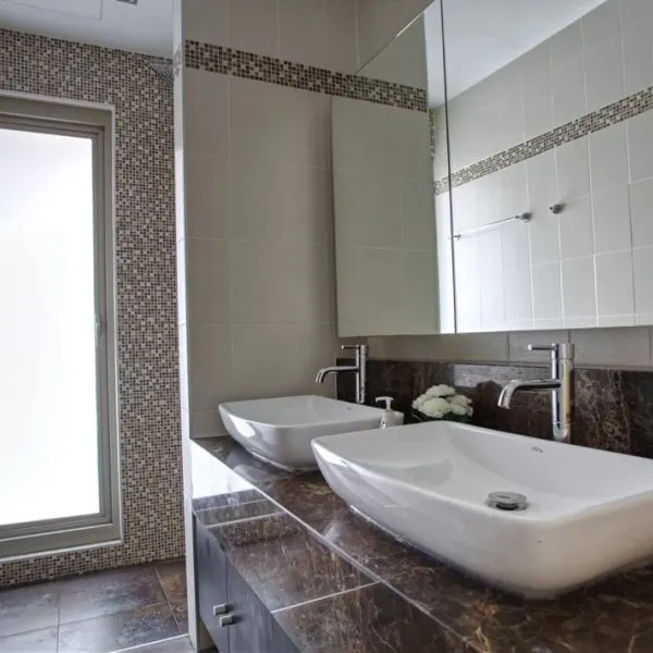 Property image - gallery 8