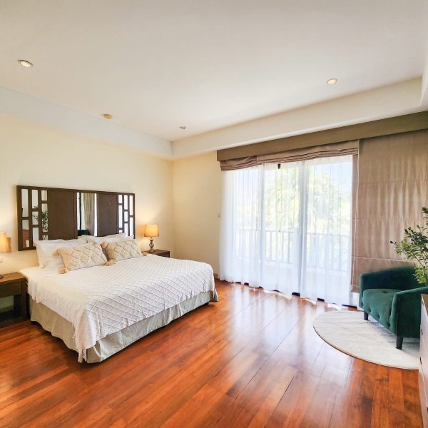 Property image - gallery 9