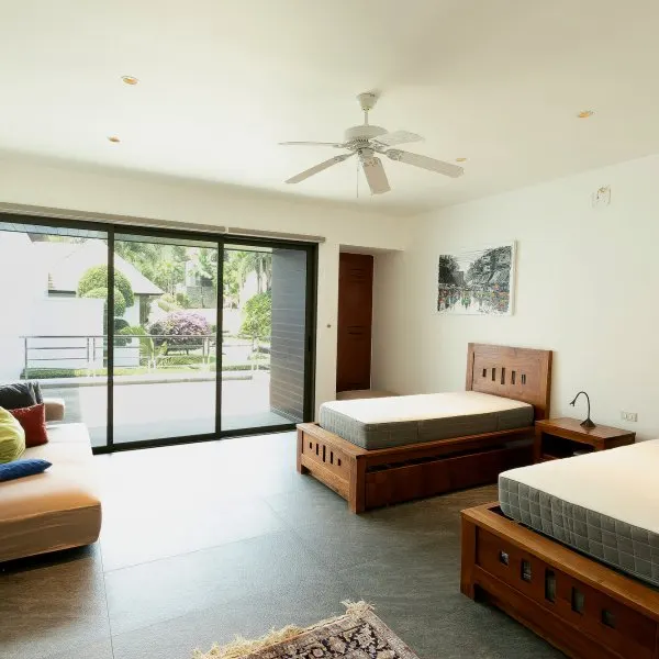 Property image - gallery 12