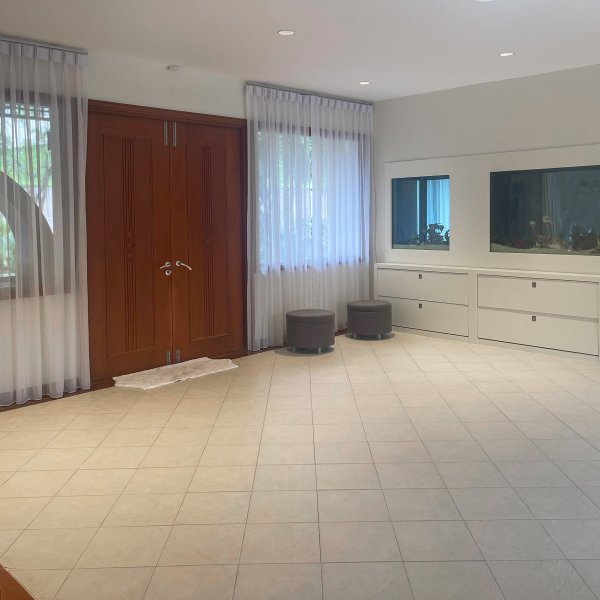 Property image - gallery 27