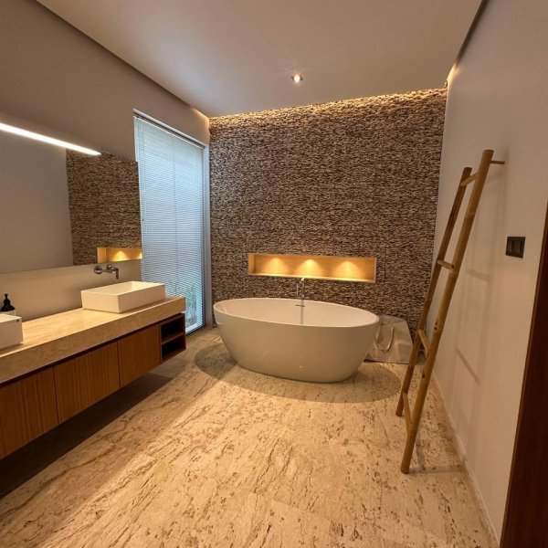 Property image - gallery 7