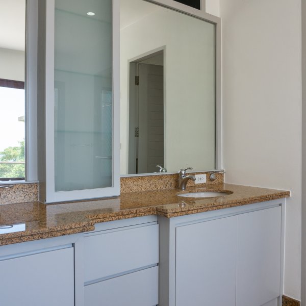 Property image - gallery 36