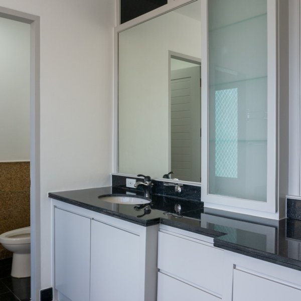 Property image - gallery 63