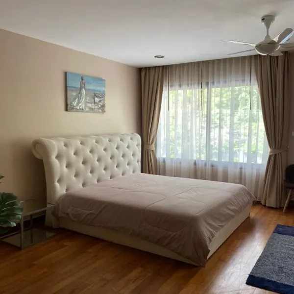 Property image - gallery 11