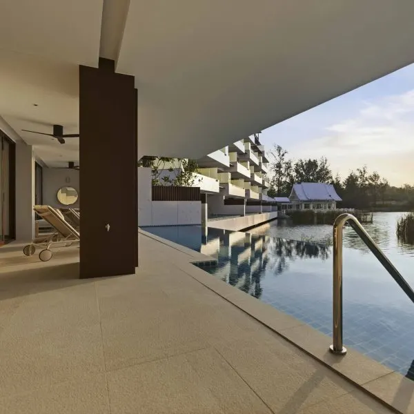 Property image - gallery 39