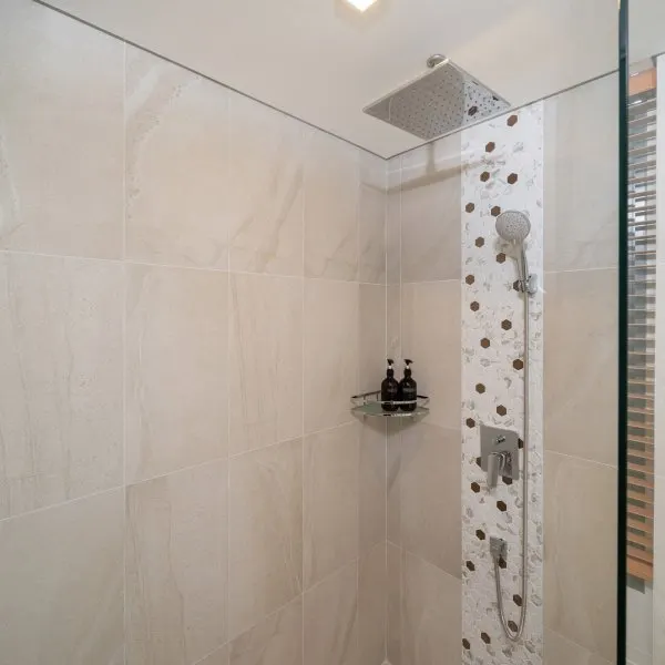 Property image - gallery 98