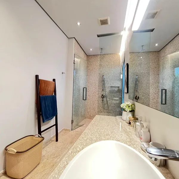 Property image - gallery 17