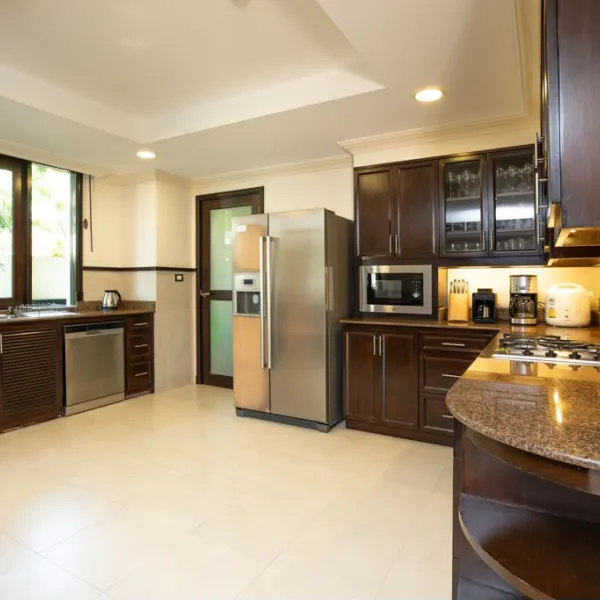 Property image - gallery 8