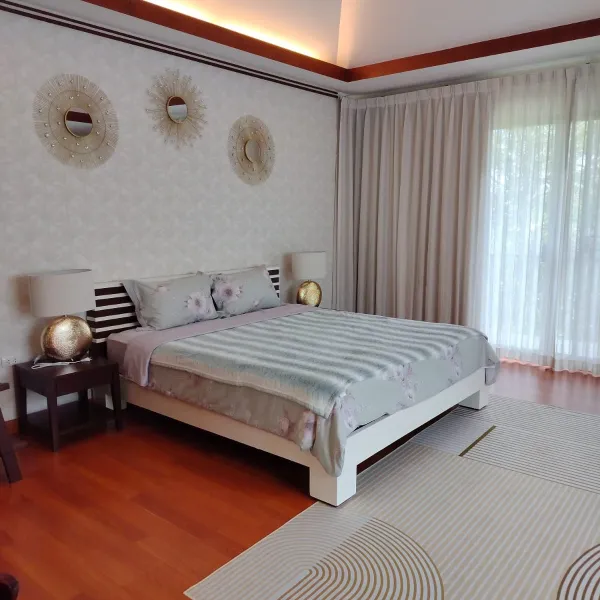 Property image - gallery 9