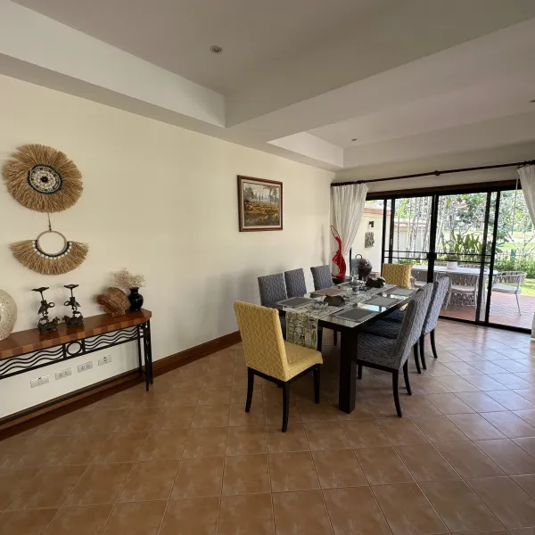 Property image - gallery 9