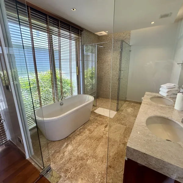 Property image - gallery 32