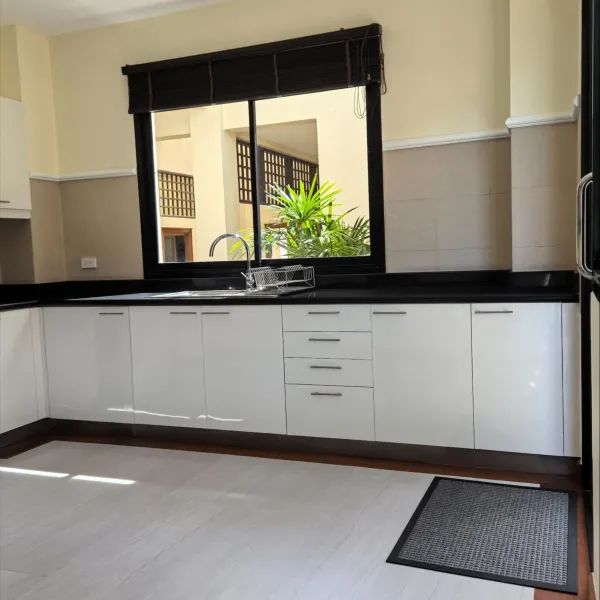 Property image - gallery 11