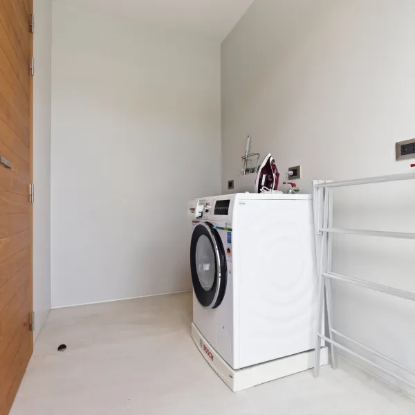 Property image - gallery 33
