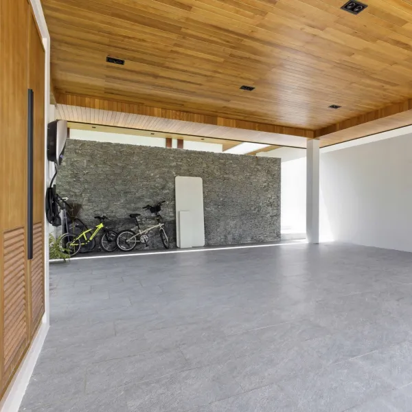 Property image - gallery 79