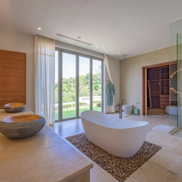 Property image - gallery 14