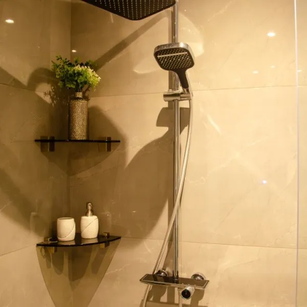 Property image - gallery 11