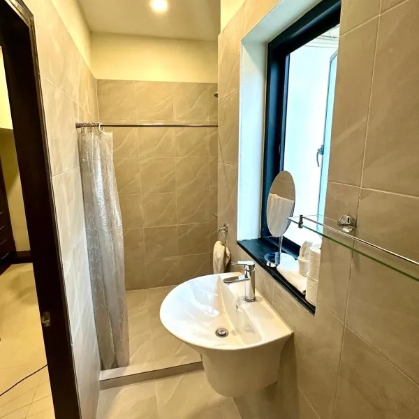 Property image - gallery 36