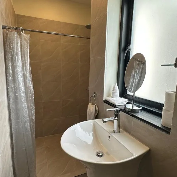 Property image - gallery 38