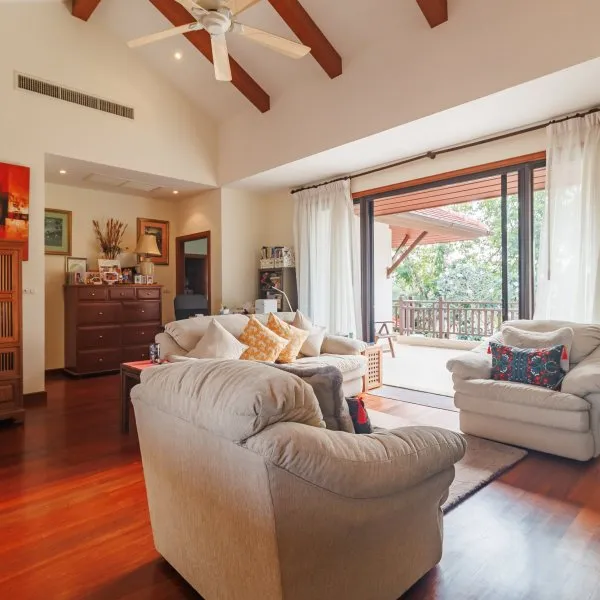 Property image - gallery 33