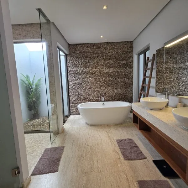 Property image - gallery 28