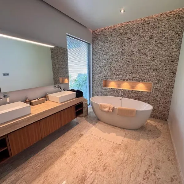 Property image - gallery 32