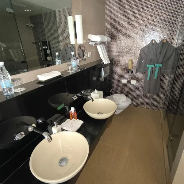 Property image - gallery 9