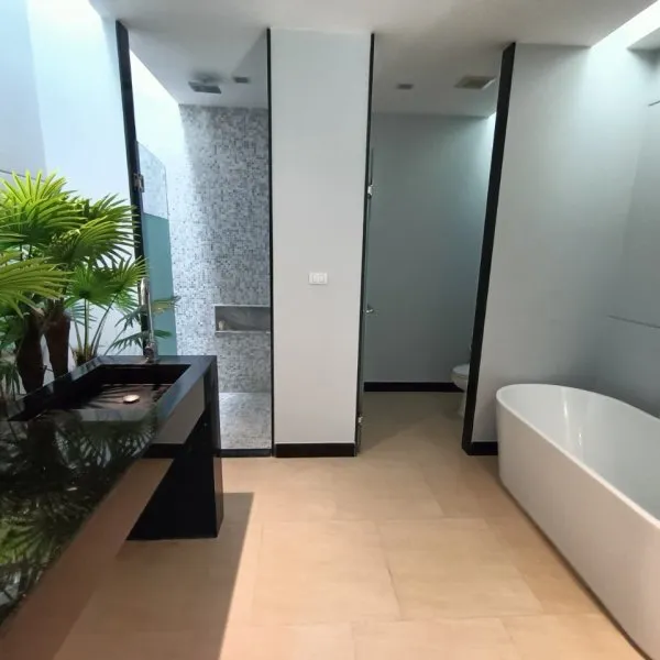 Property image - gallery 17
