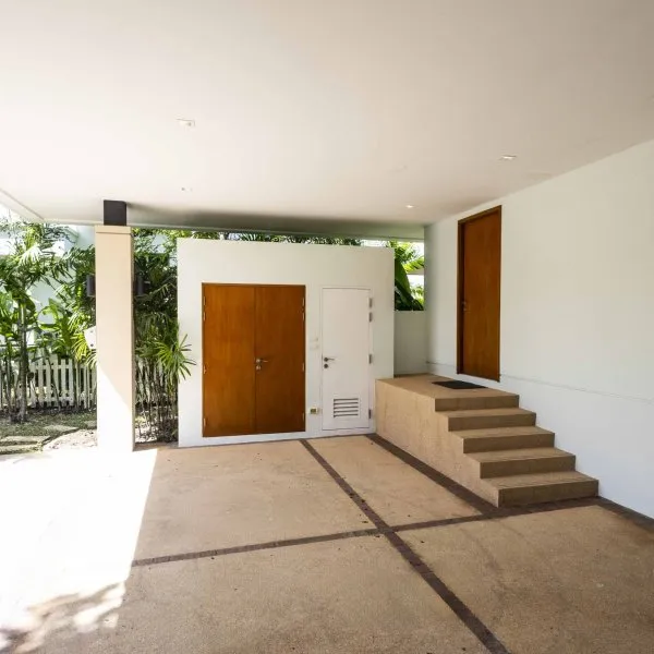 Property image - gallery 79